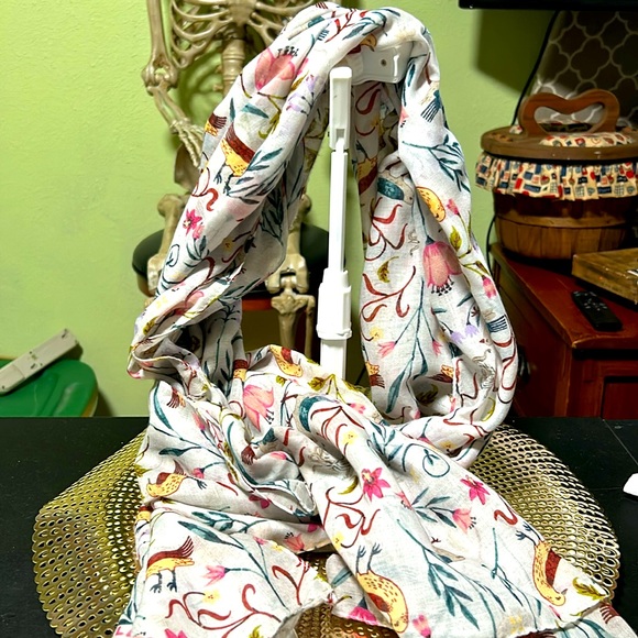 Woman’s thin long scarf. 75 inches long, 28 inches wide  white floral & birds - Picture 3 of 5